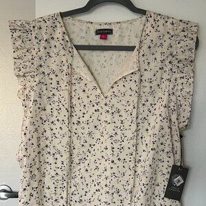 NWT Vince Camuto Floral Print Short Sleeve Blouse Size Large